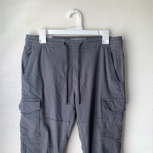 PROJEK RAW Men’s Grey Joggers,With drawstrings, tapered legs and,leg pockets - Picture 2 of 9